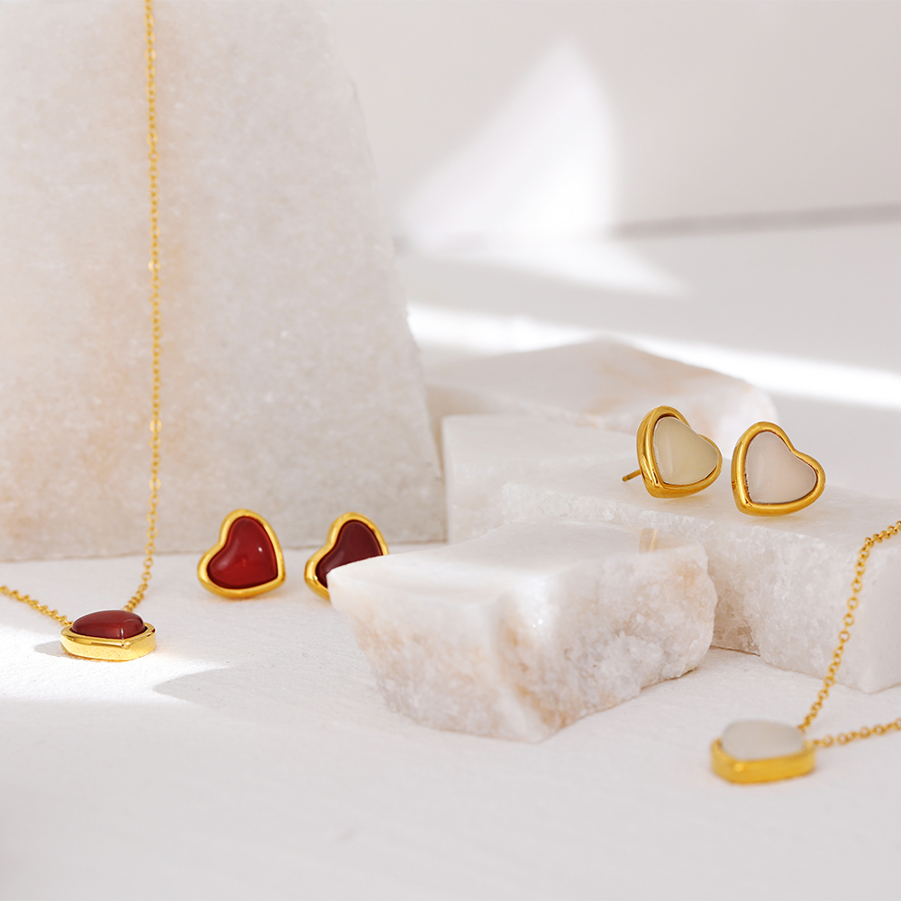 Yhpup ステンレス鋼ハートペンダントネックレスチェーンジ - Birth Flower Necklace のレビューと価格